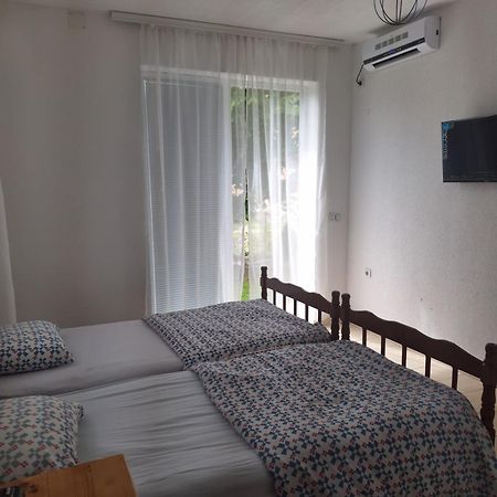 אוהריד Yahya Rooms מראה חיצוני תמונה