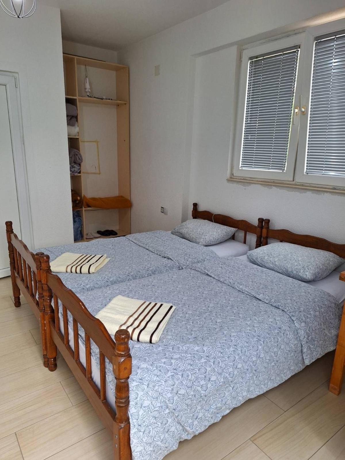 אוהריד Yahya Rooms מראה חיצוני תמונה