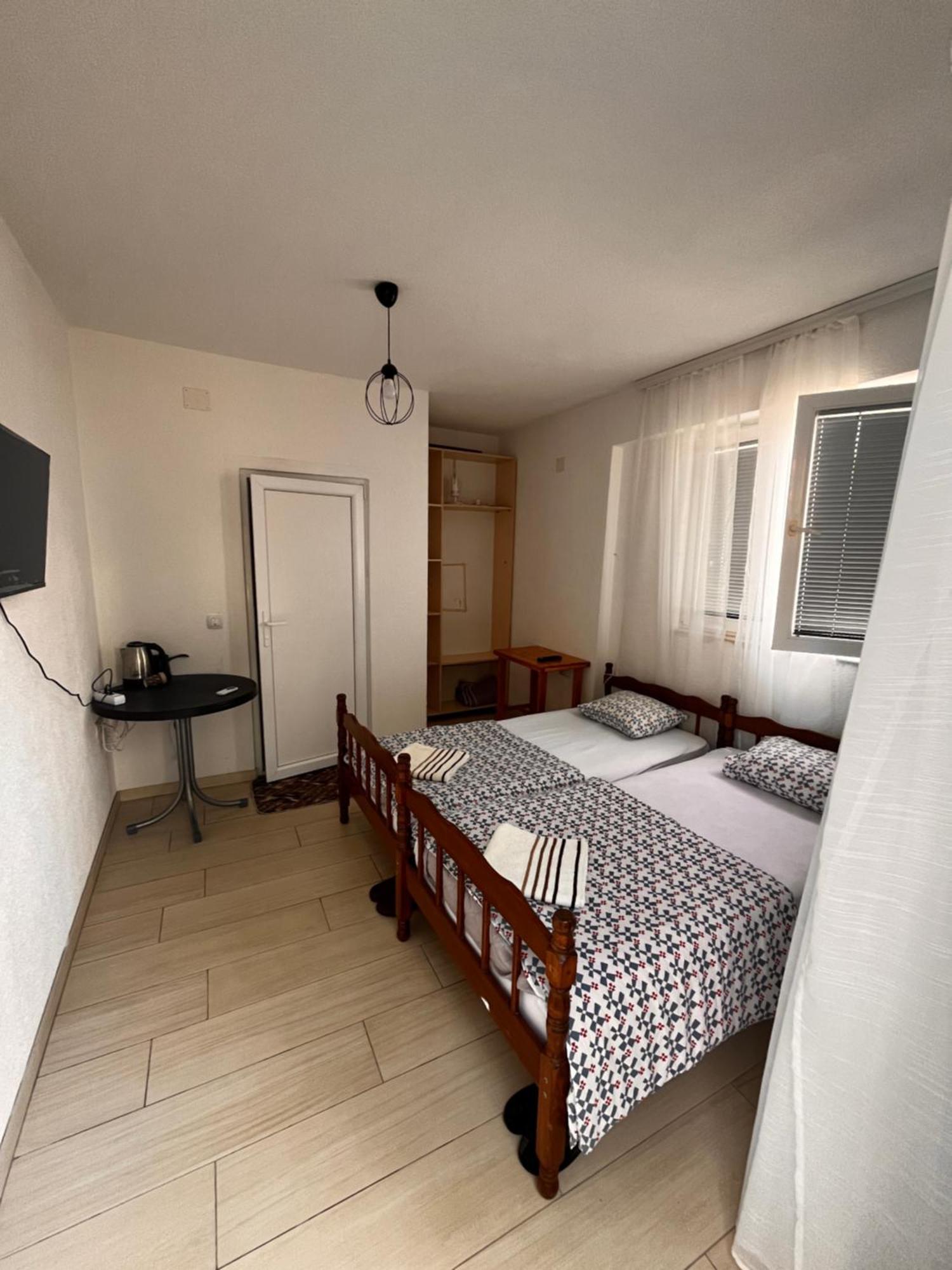 אוהריד Yahya Rooms מראה חיצוני תמונה